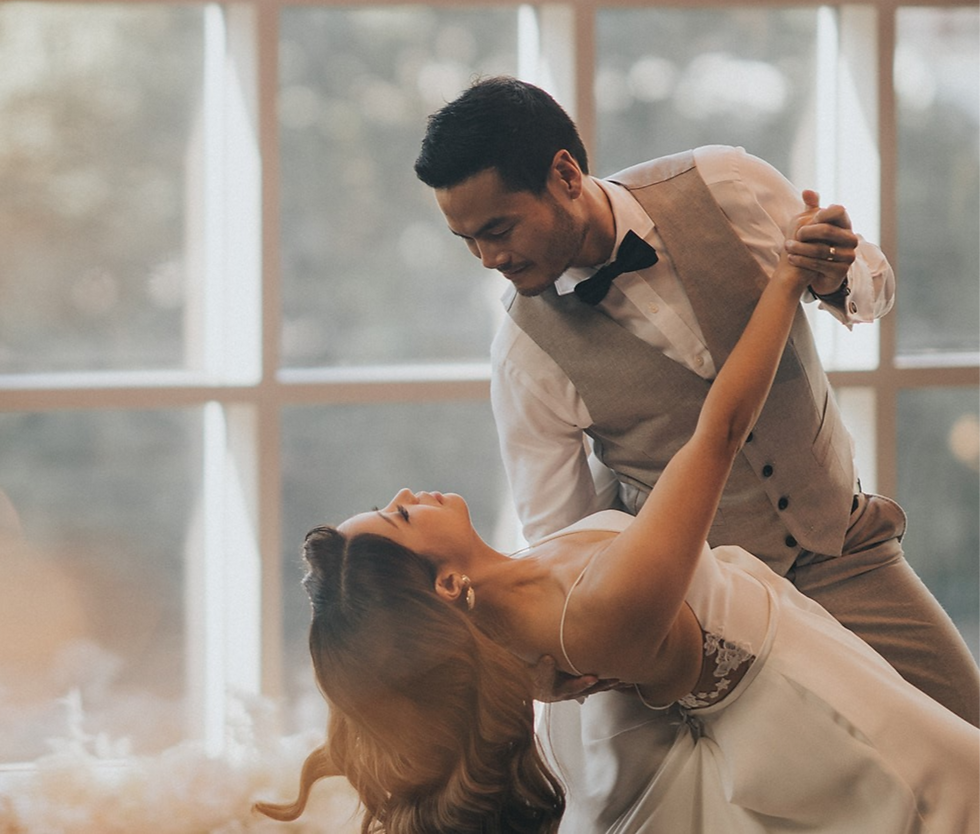 Wedding dance with the Groom dipping the Bride and her hair flowing