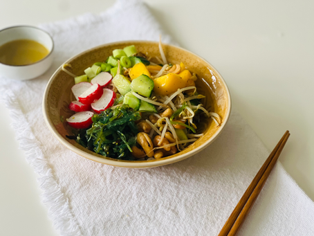 Healthy bowl met tauge & zeewier