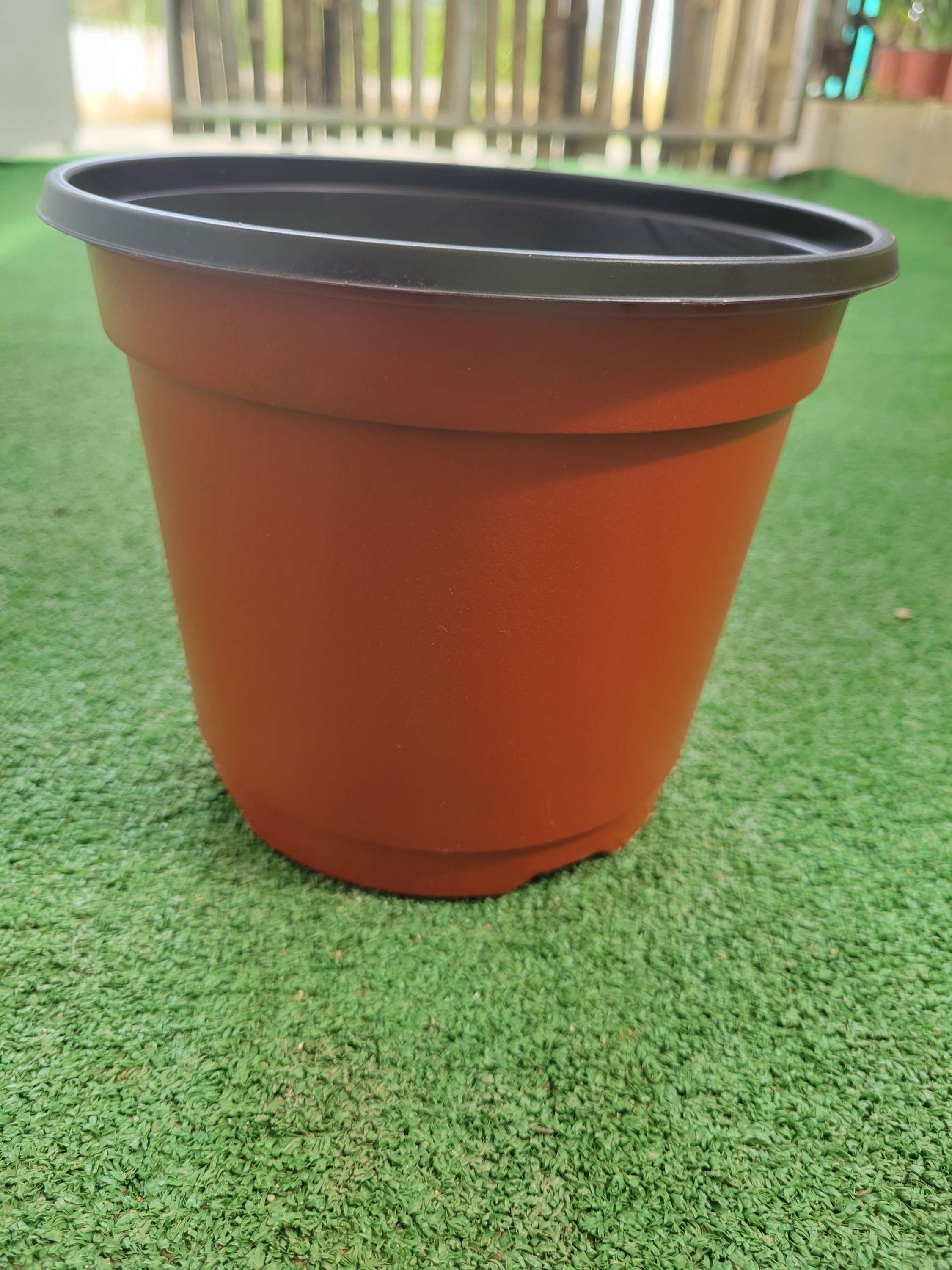 Plastic Terracotta Pot, 7"