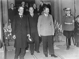 A review: Appeasing Hitler: Chamberlain, Churchill and The Road to War