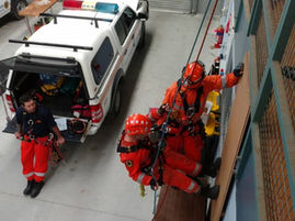 SES Crews undertake Vertical Rescue training