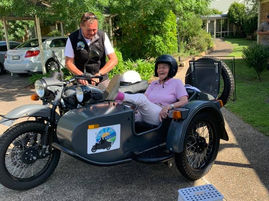 Faces to the wind at The Manor