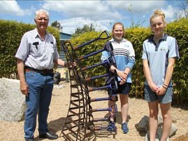 Student Sculptor wins a permanent sculpture for her school