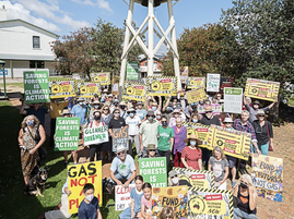 Ringing the Bell at Moruya for dinkum COP26 climate action
