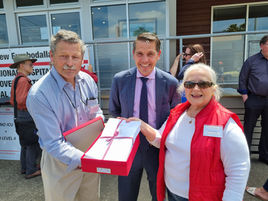 Community gains solid support for One New Regional Hospital petitions