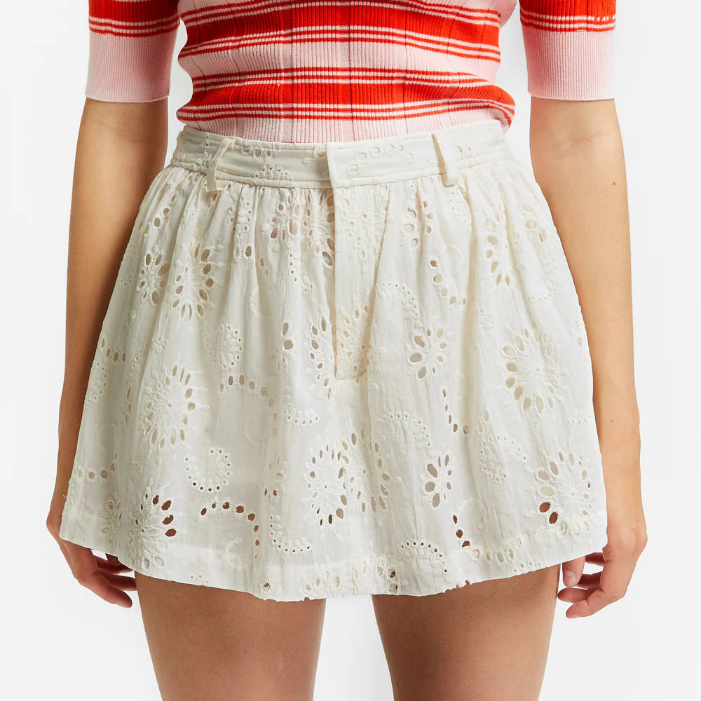 INDEE VENDEE Skirt off white.