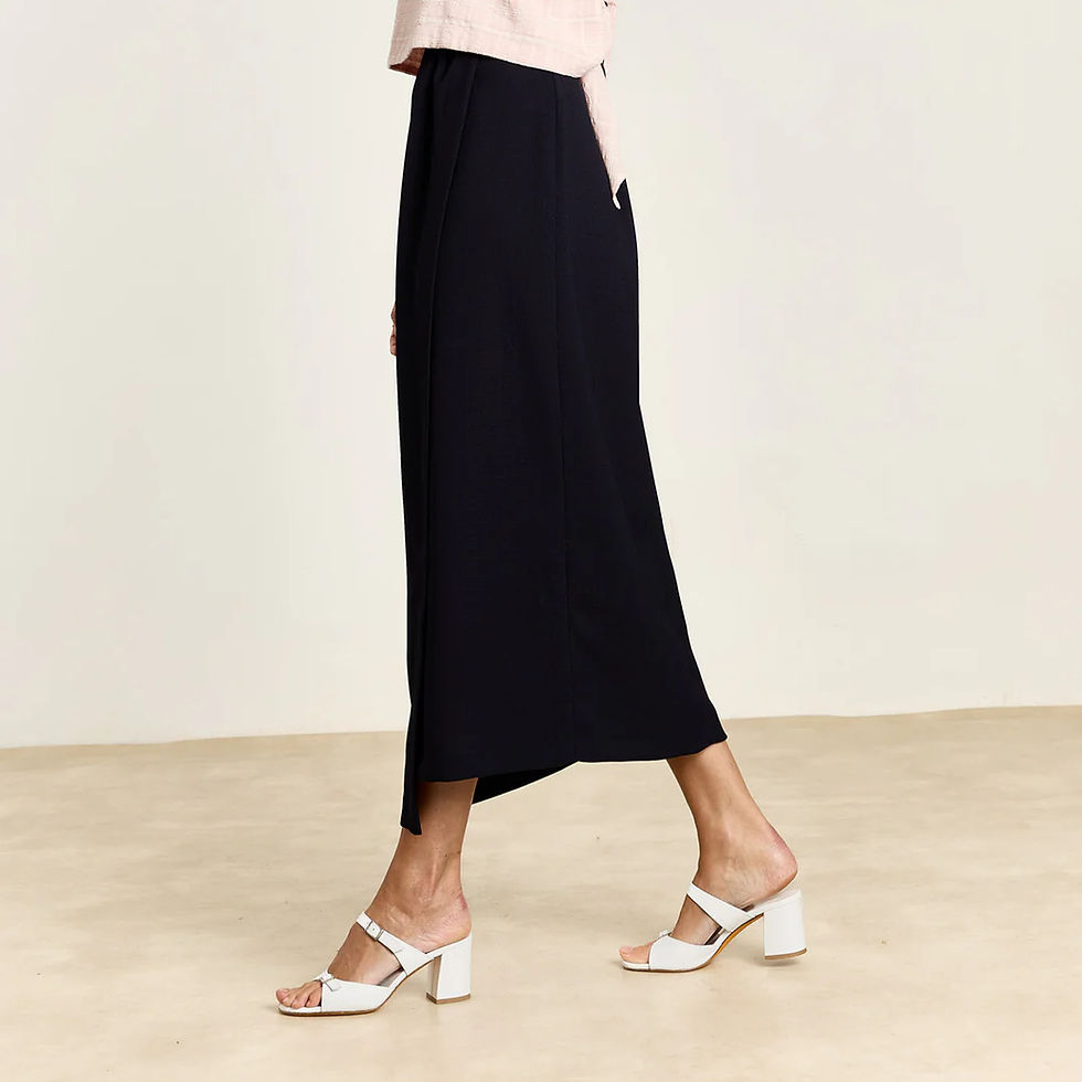 Thumbnail: STUDIO CLIQUE Ivy Midi Skirt navy.