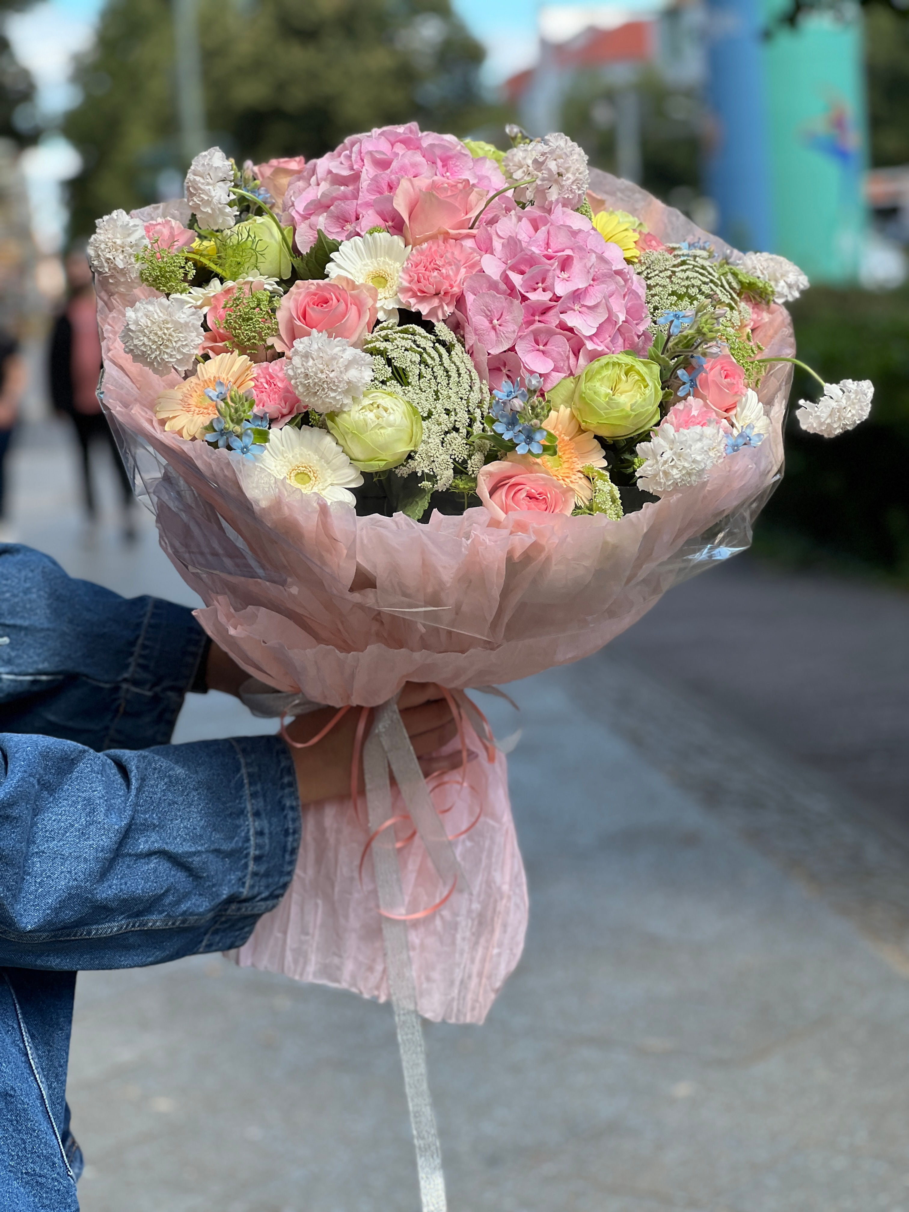 Mixstrauß mit Hortensien