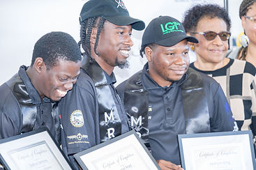 BITTS Grad FL23_AJ1480.jpg