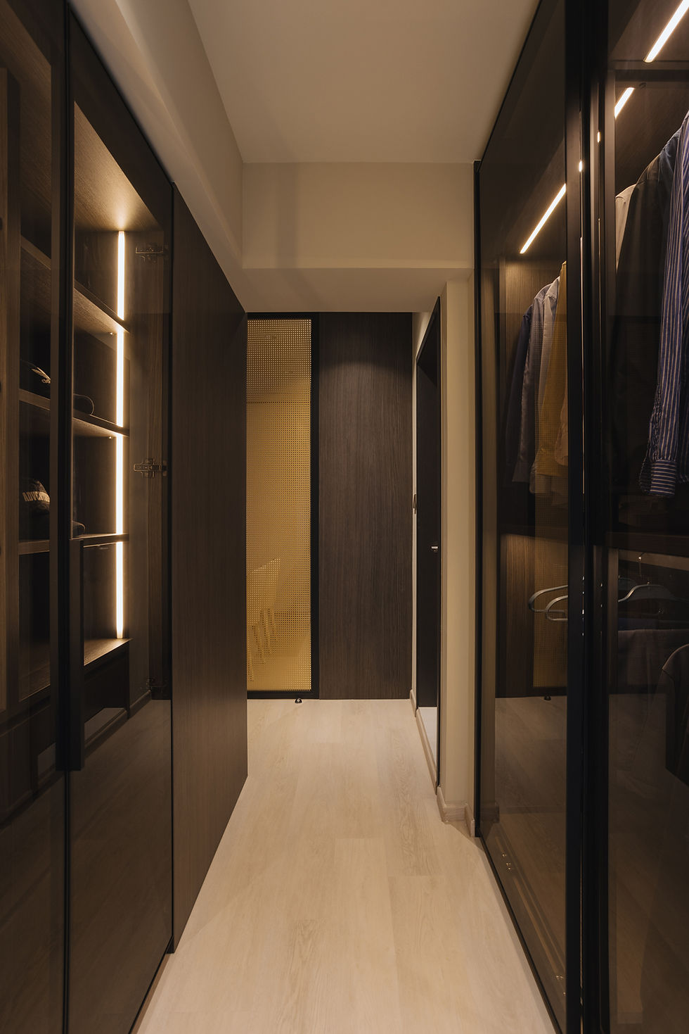 HDB walk-in wardrobe