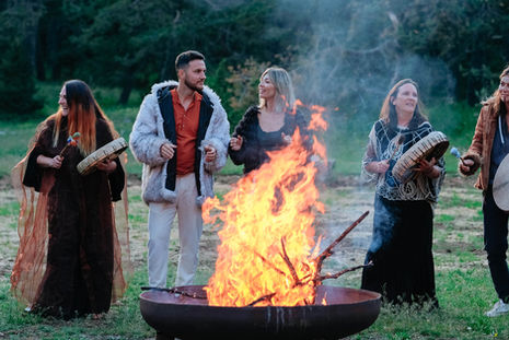 Photographie de groupe d'un mariage