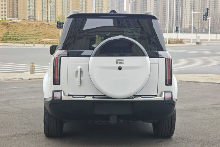 Thumbnail: Used Rox 01 Hybrid 7-Seater 2023 | ~30,000 KM | White/Black