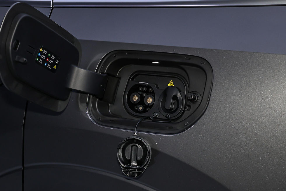 Miniature : 2025 Geely Galaxy M9 Pilot Edition 210km Range 4WD – Full Specs Review