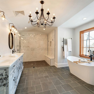 Bathroom at Hideaway Springs Farm