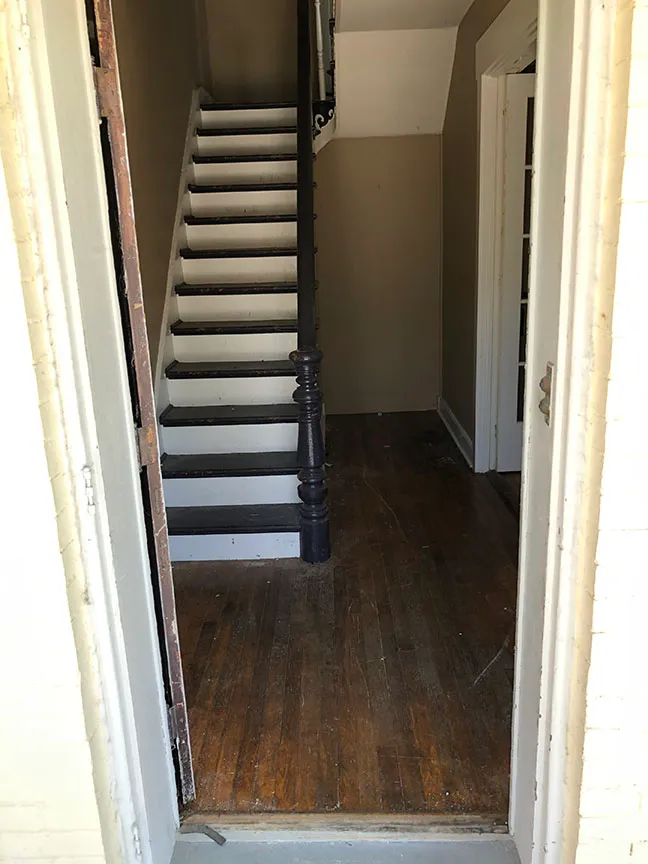 Foyer & Staircase