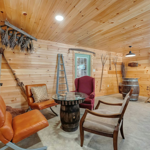 Sitting area at Barn at Hideaway Springs Farm