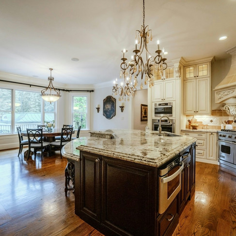 40935 Grenata Preserve Kitchen