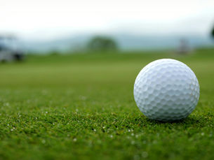 golf-ball-on-grass