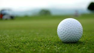 golf-ball-on-grass