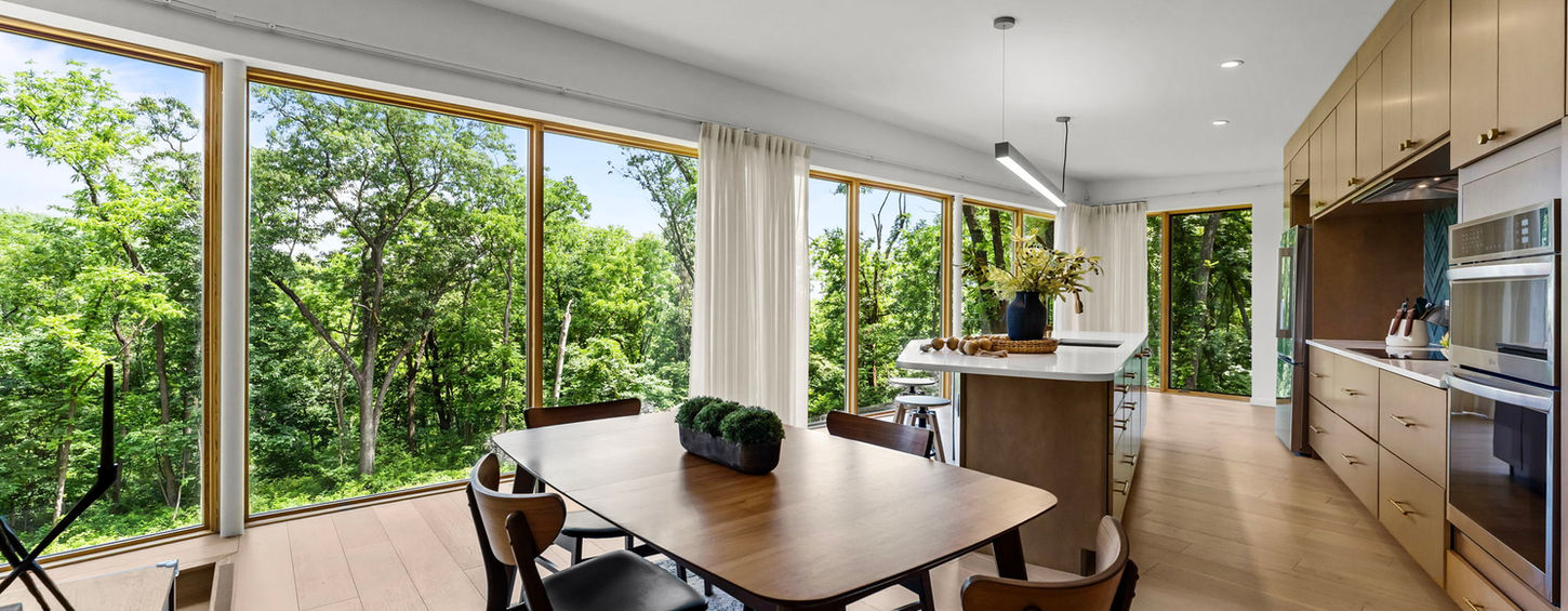 4791 Observatory Lane Dining Area