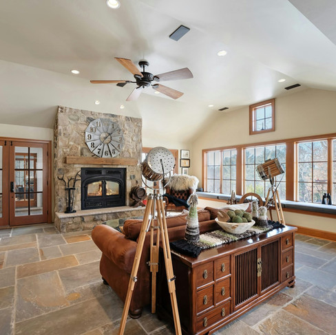 Great room at Hideaway Springs Farm