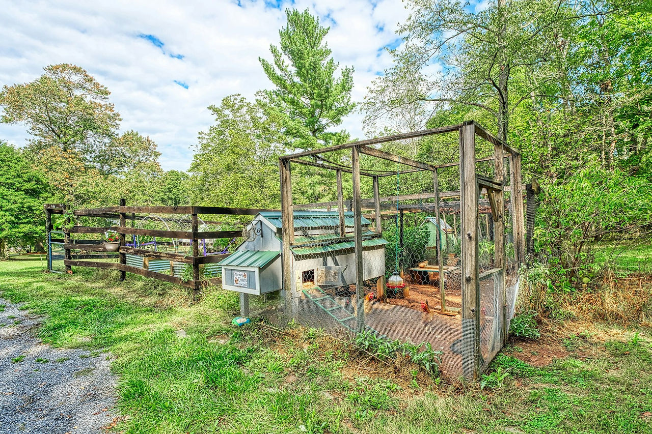 Chicken coop at Hideaway Springs Farm