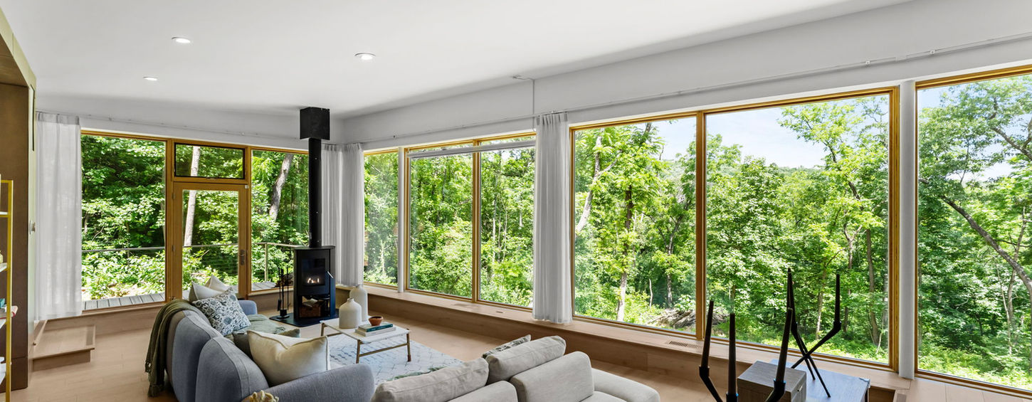 4791 Observatory Lane Living Room