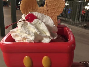 Sunday Sweets: Sundae Style!