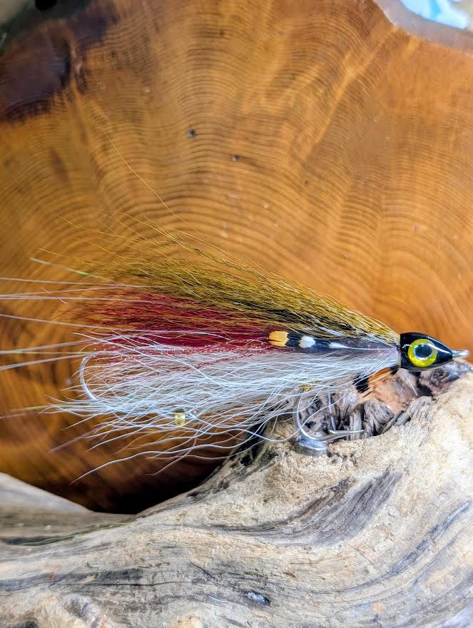 Brown Red & White Bucktail Streamer Fly