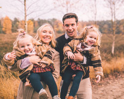 PHILIPPA & SOPHIA-0169