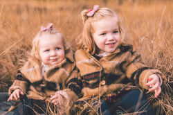 PHILIPPA & SOPHIA-9545