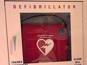Achimer Landfrauen sorgen für neuen STANDORT des gestifteten DEFIBRILLATORS
