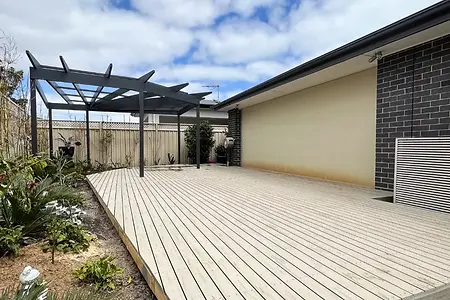 Patios Seaview Downs