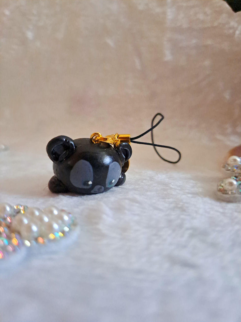 Miniature : Porte clef en fimo Baleine Ours de Rebelle 2/5