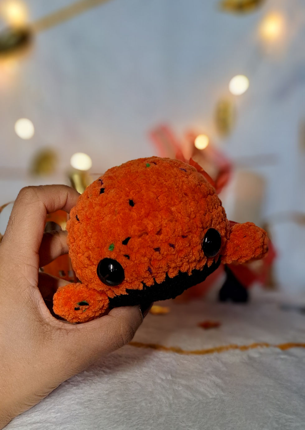 Miniature : Baleine en crochet orange Halloween