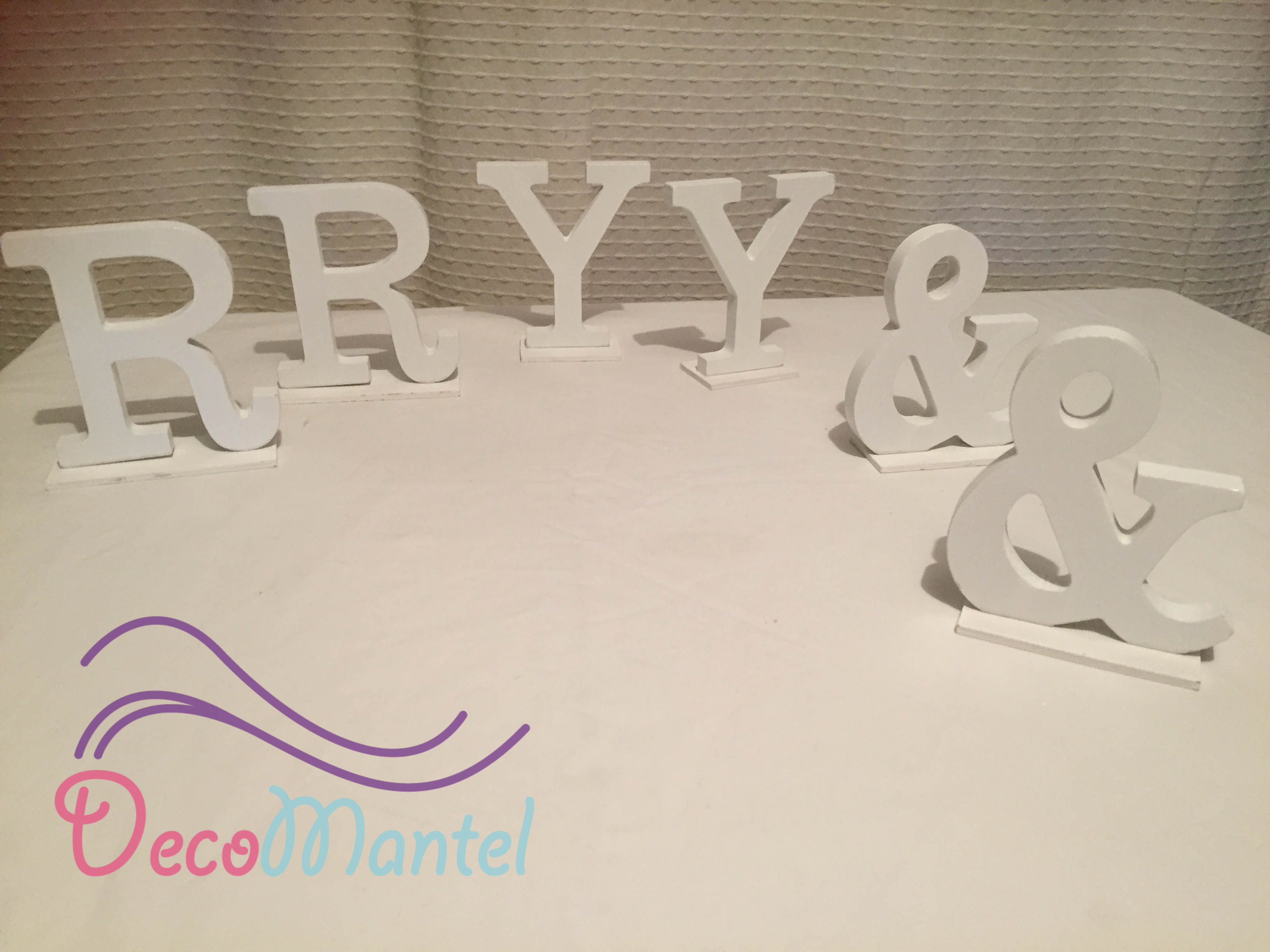 Letras blancas (12 cm)