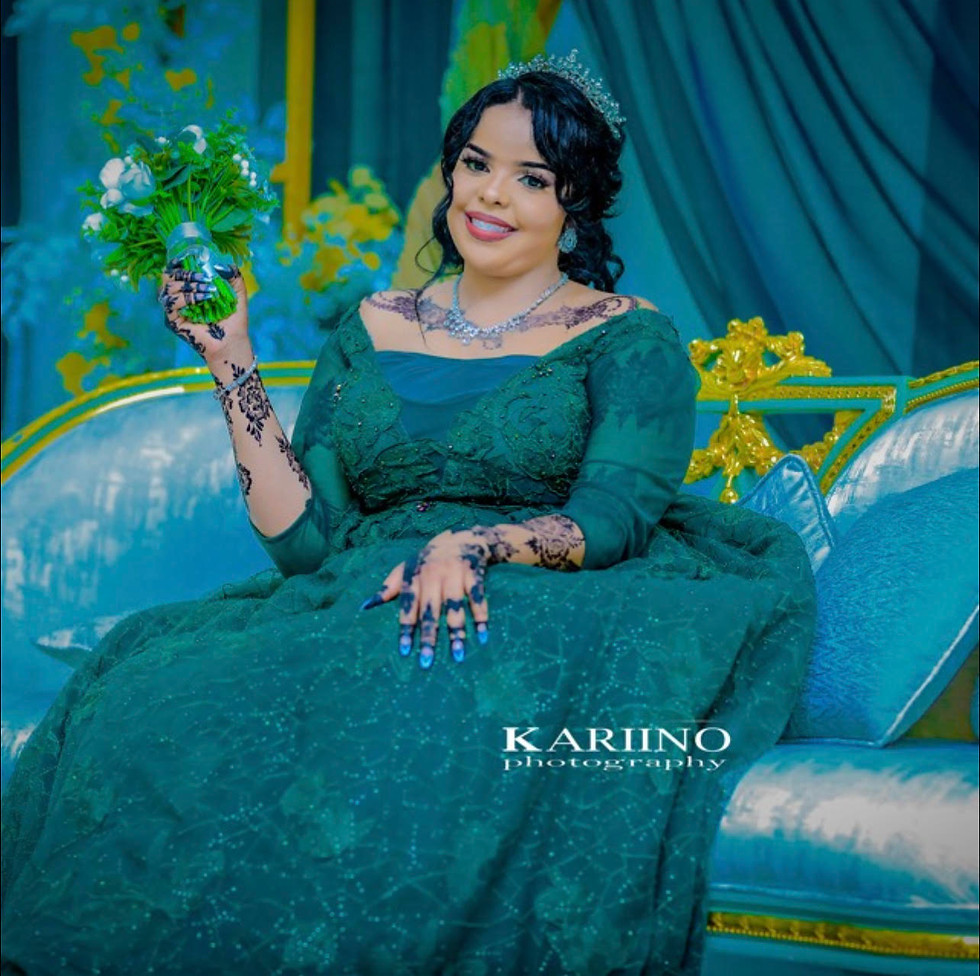 Thumbnail: Toob (green Dress)