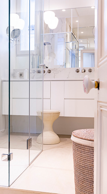 Salle de bain blanche la rochelle