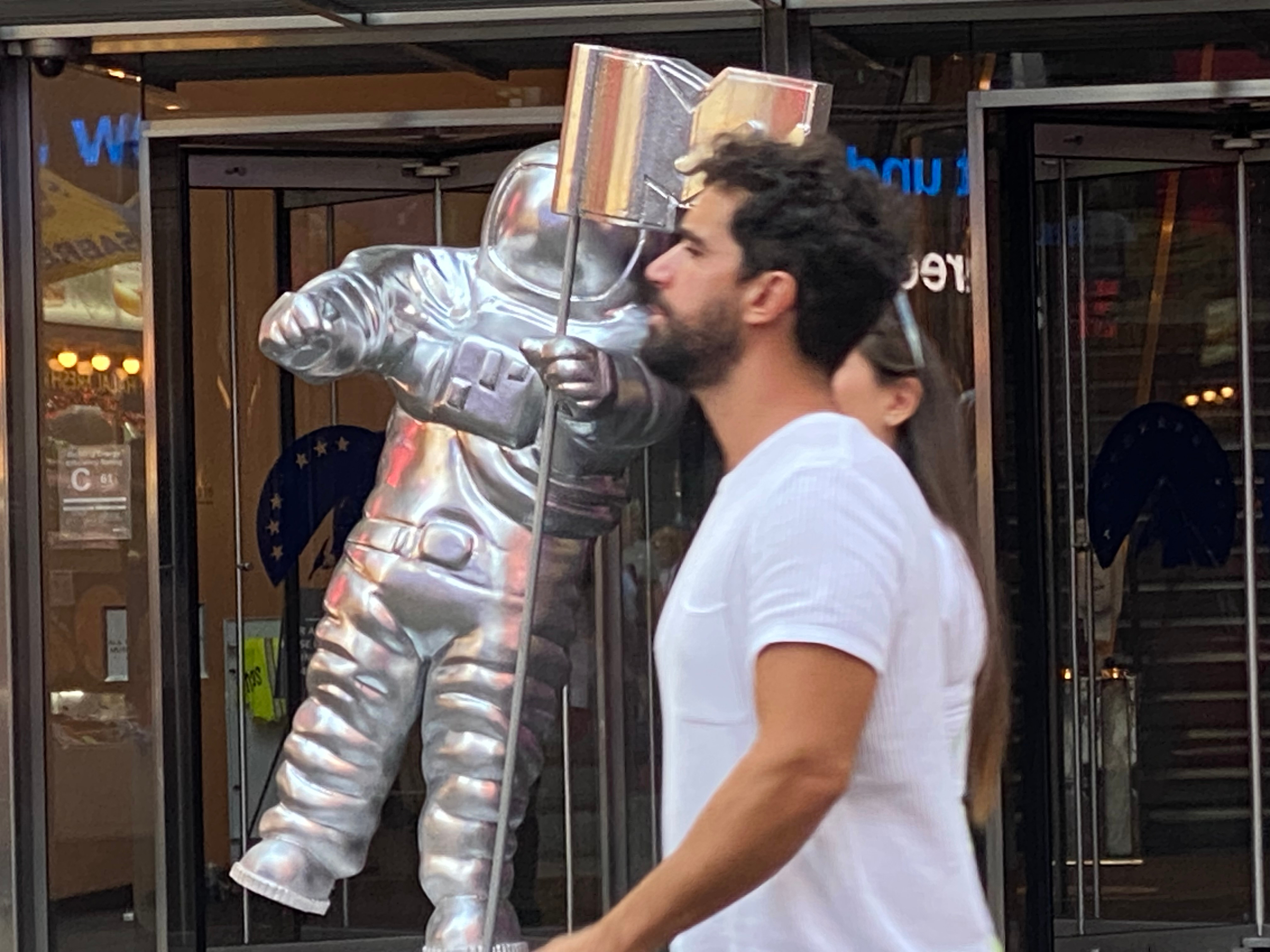 STREET LIFE IN NYC