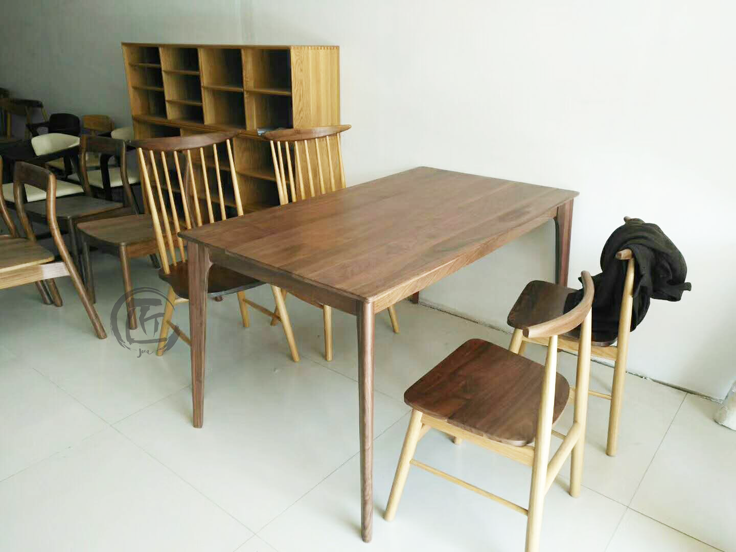 WDINING001_1