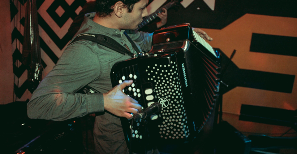 Danny pena playing and performing hohner chromatic accordion hohner nova 96 live in nodriza studio monterrey mexico