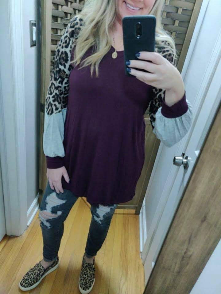 Thumbnail: Burgundy V-Neck Colorblock Top