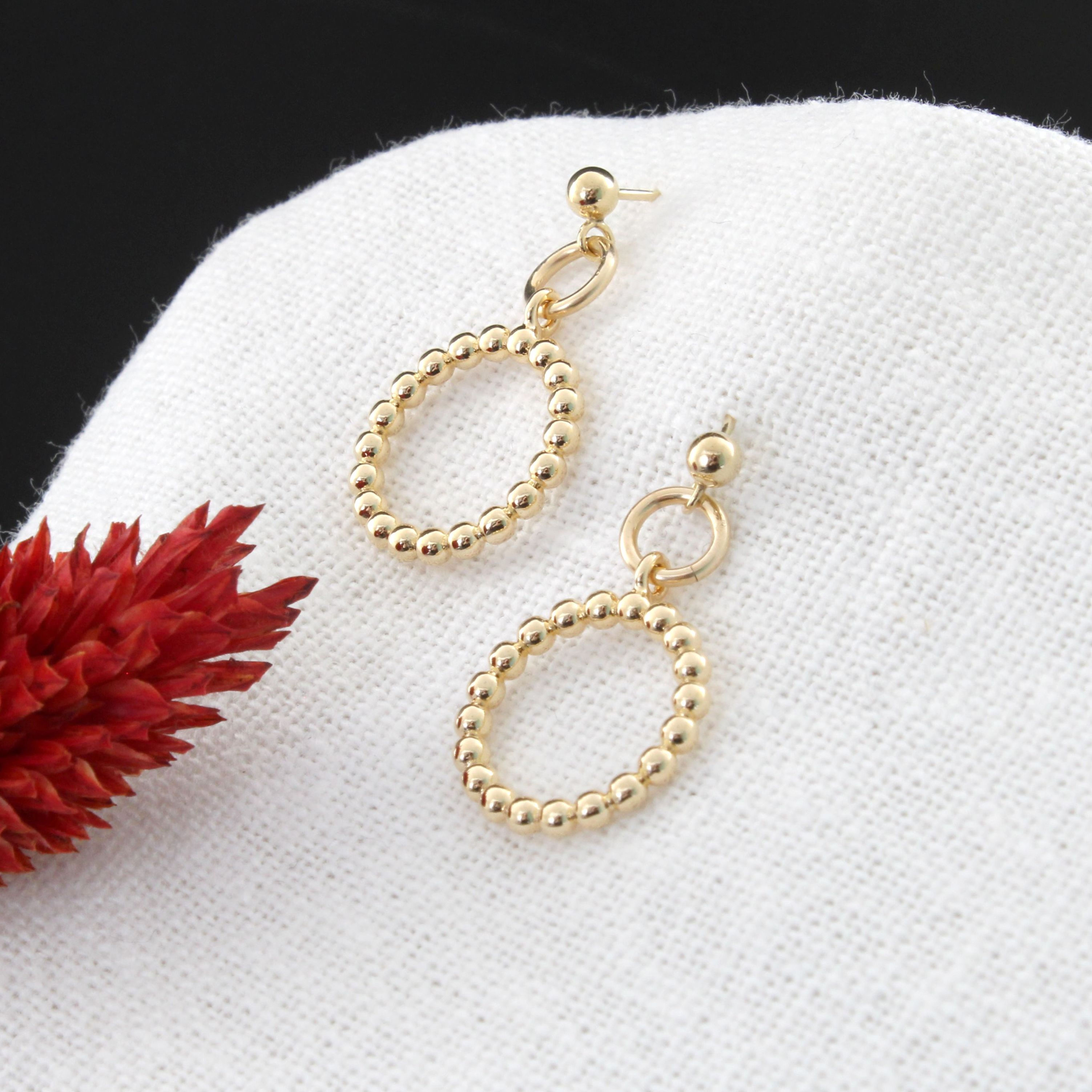 ROMY | Boucles d'oreilles minimalistes en or rempli avec anneaux et petites boules | Créatrice belge de bijoux CS Atelier