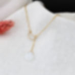 Aérin | Collier céleste en Gold Filled 14K avec croissant et pierre de lune | Bijoux CS Atelier