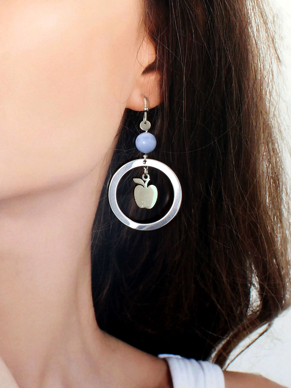 La Version des faits | Boucles d'oreilles surréalistes | Créatrice belge de bijoux - CS Atelier