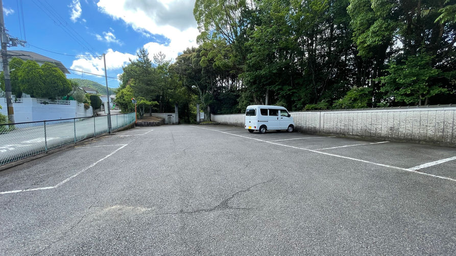 黄檗霊園駐車場