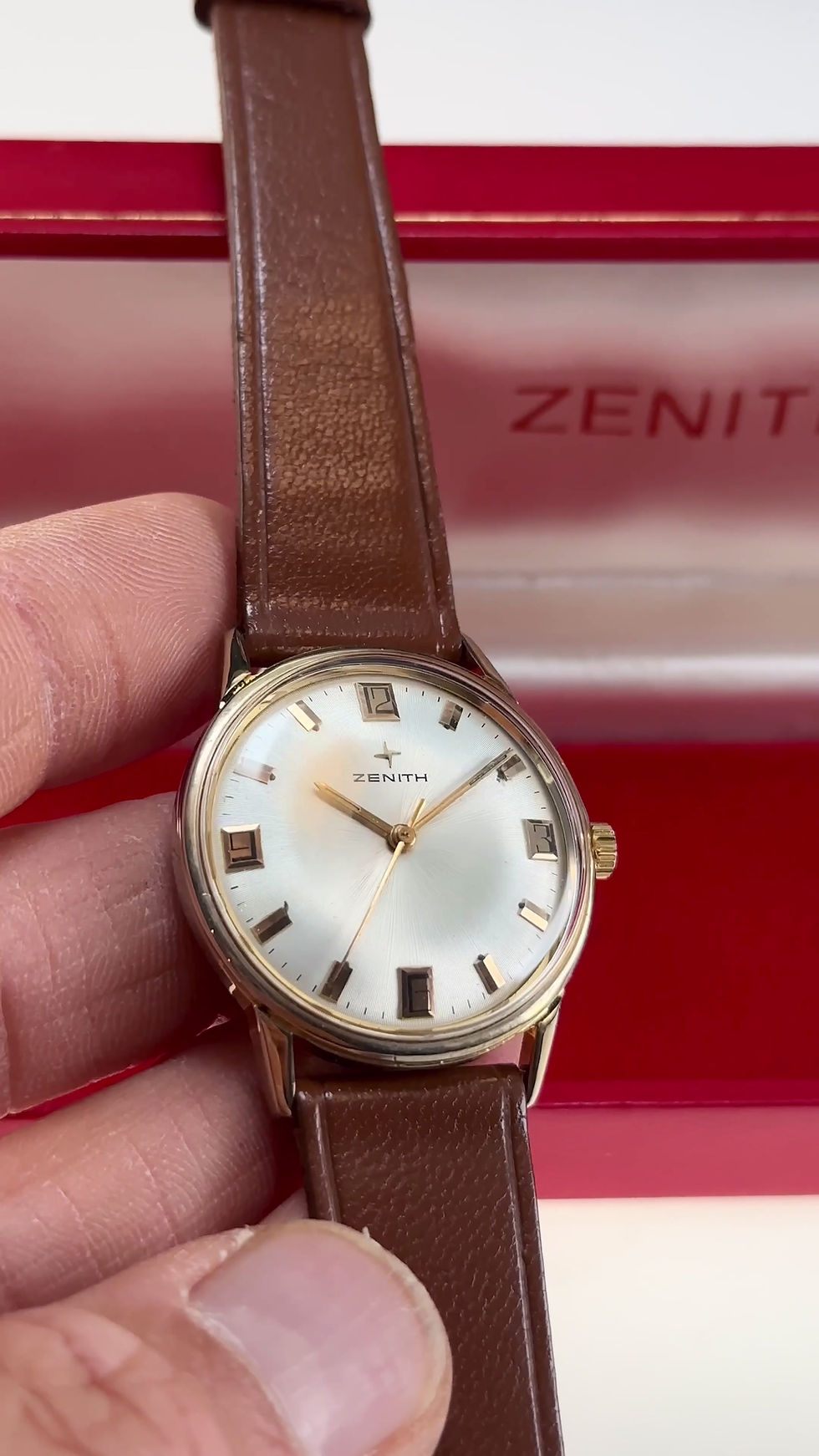 Thumbnail: Zenith Mécanique plaquée or
