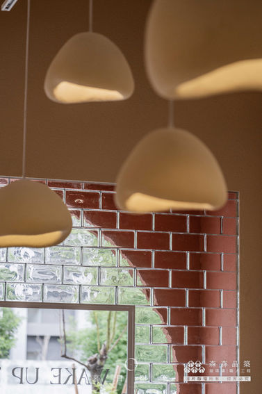 玻璃磚入口採光牆設計案例｜商業空間設計案例