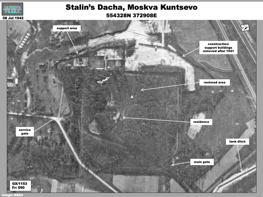 Aerial photo of Stalin’s Dacha at Moscow Kuntsevo in 1941