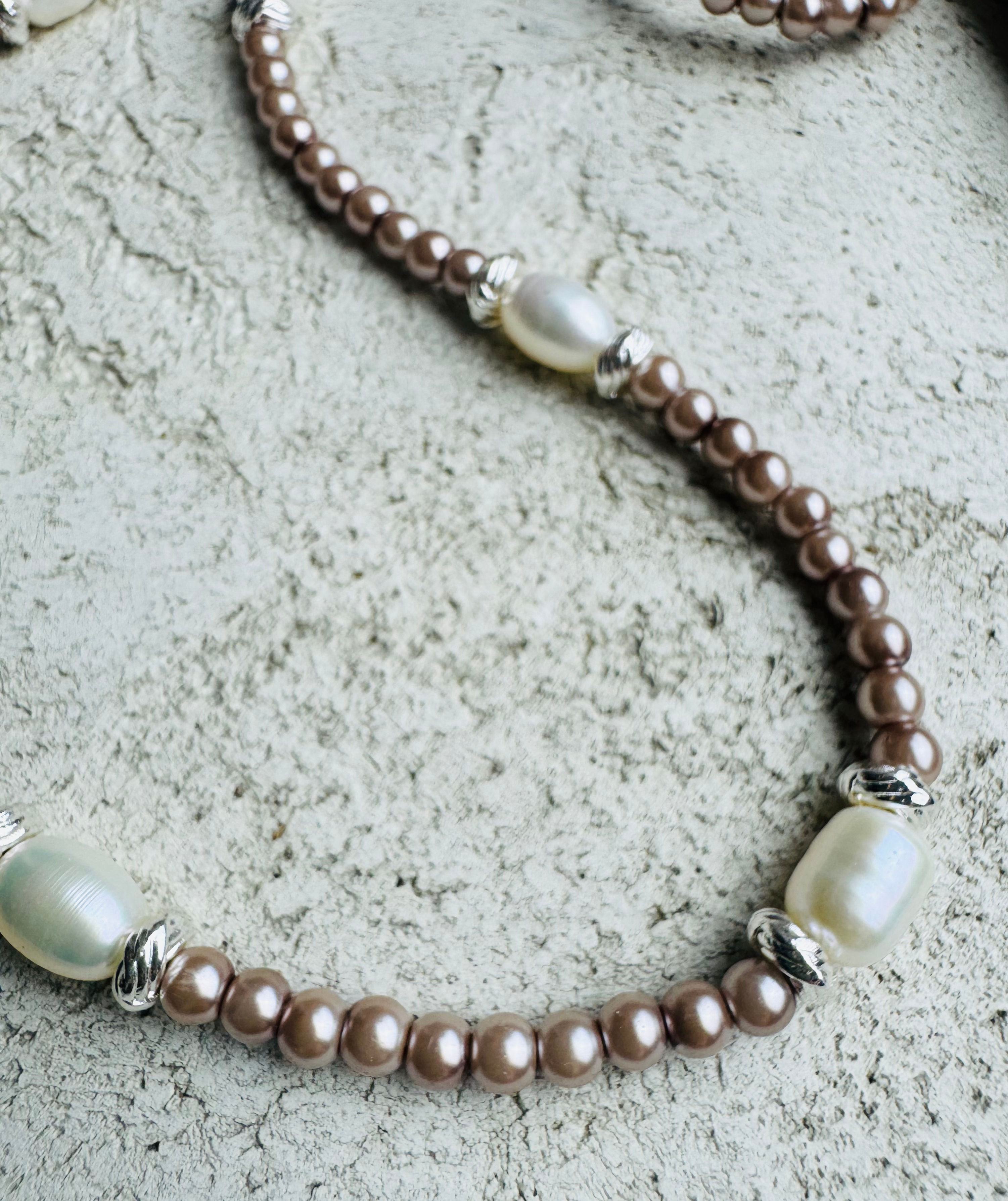Luz De Perla|Pearl Light